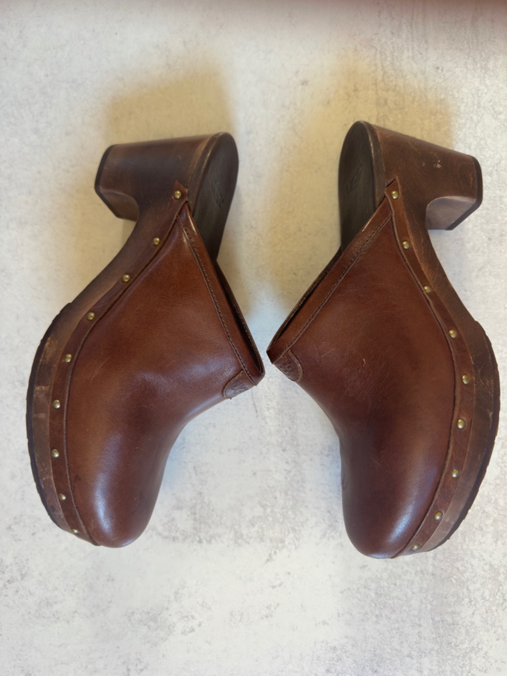Ugg Size 9 Brown Leather Women's Clog Heels - Picture 4 of 8